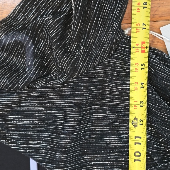 WORTHINGTON WOMEN'S CRISS-CROSS LONG SLEEVE BLACK & SILVER BLOUSE  PETITE SMALL - Picture 11 of 17